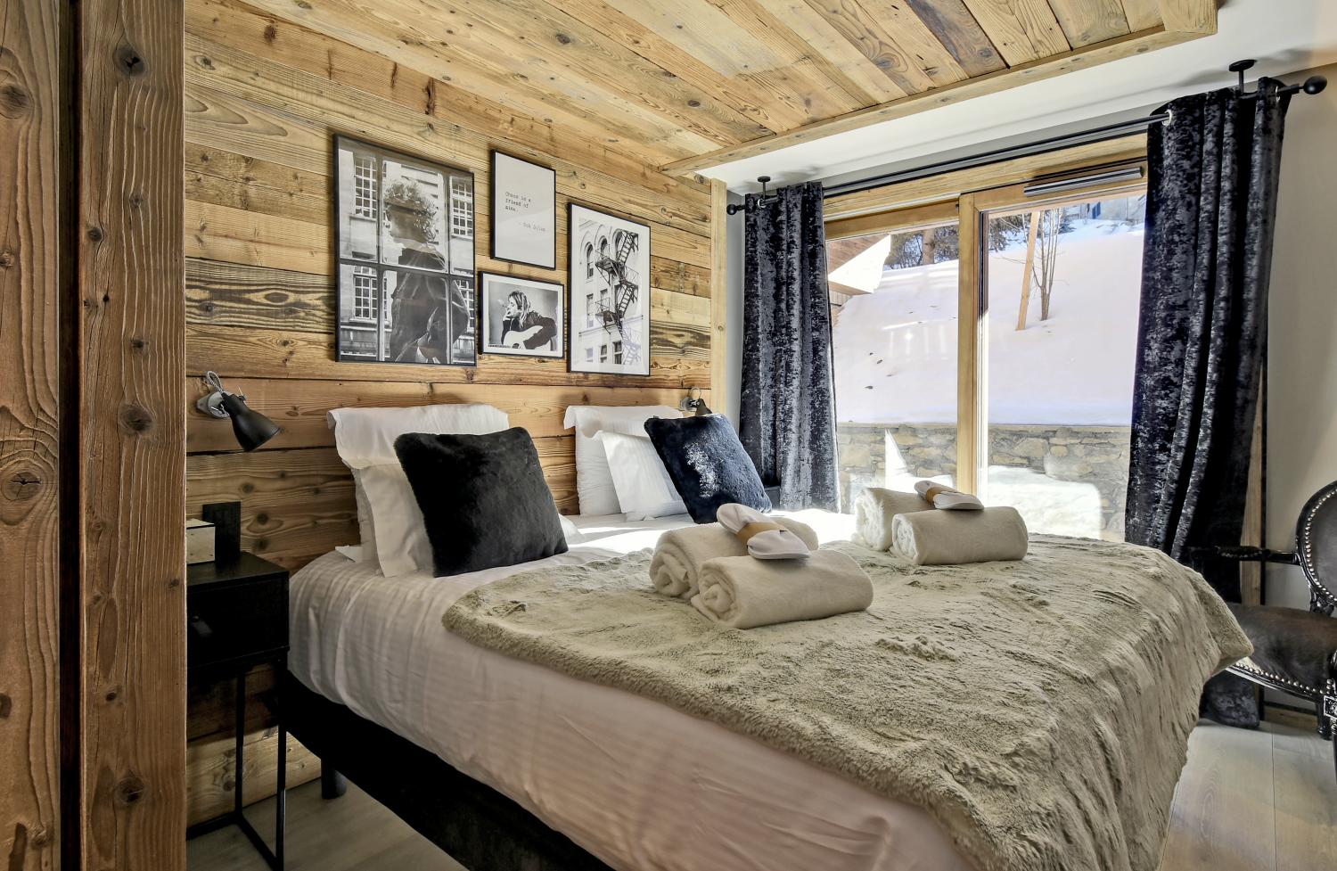 apartment-limaro-lgcdp-meribel-bedroom-3-1454073