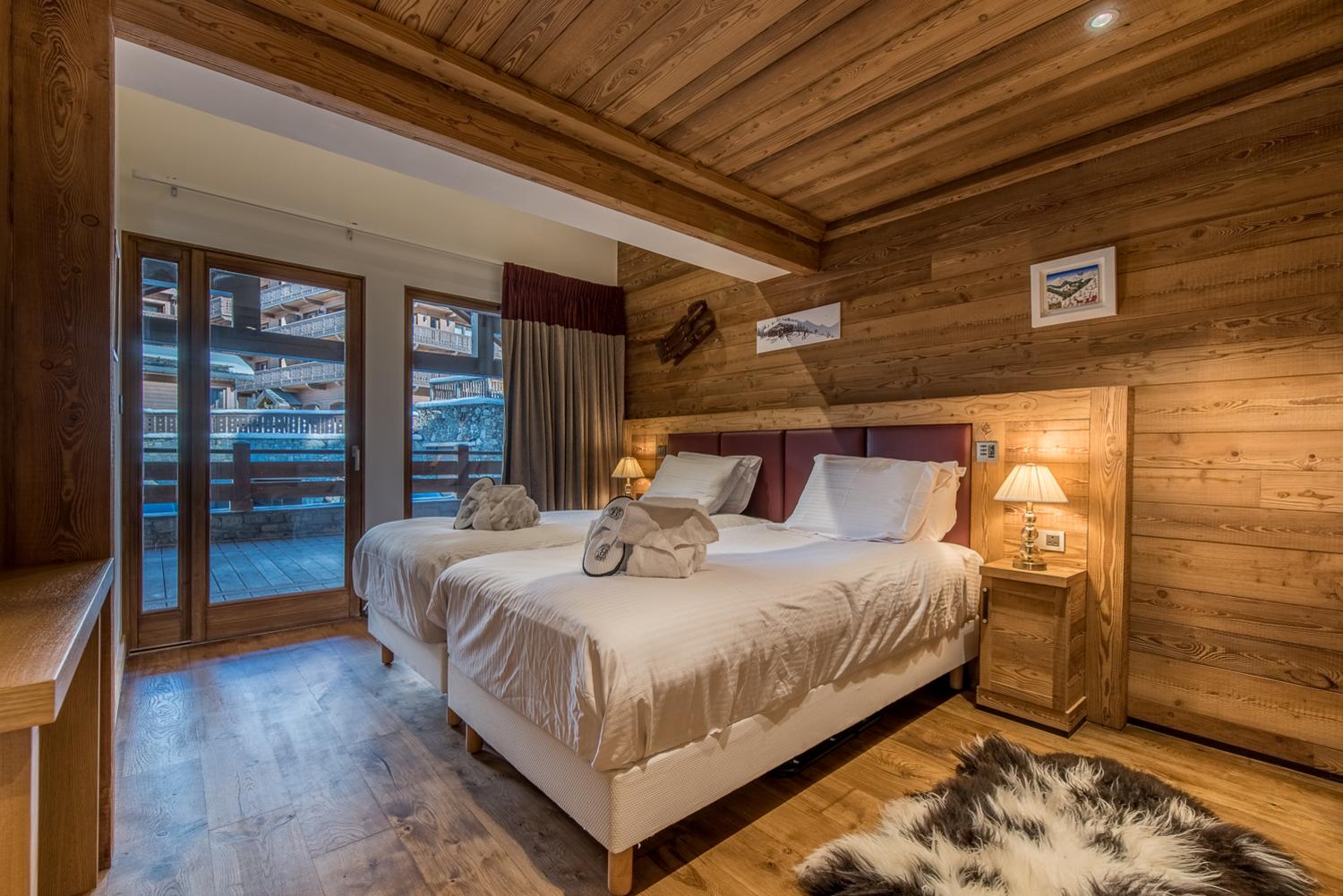 apartment-makalu-yeti-meribel-bedroom-5-1453645