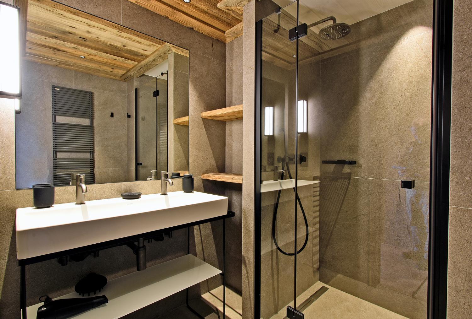 apartment-ourea-lgcdp-meribel-bathroom-1454039