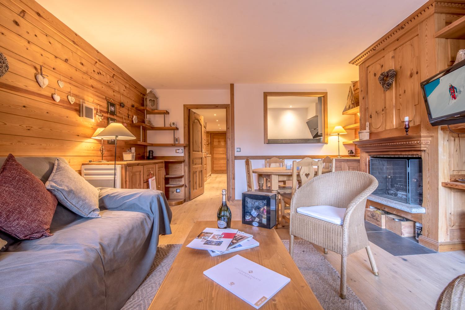 apartment-yeti-c3-meribel-lounge-1453583