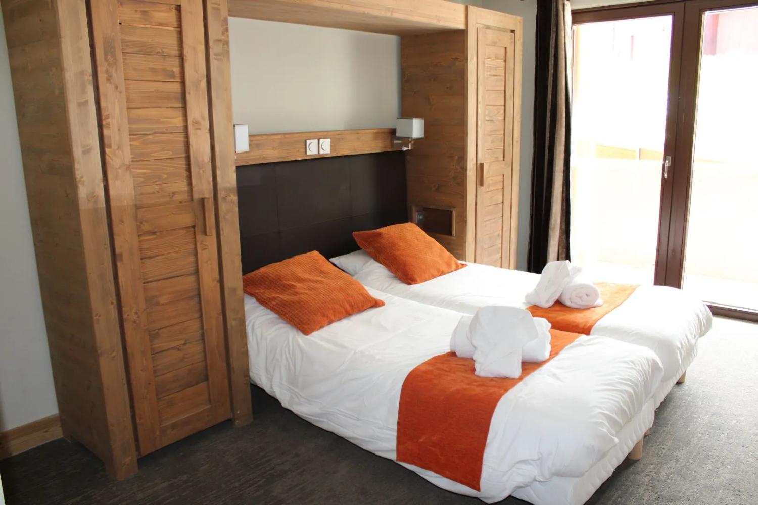 app3-6p-source-arc-4-1063687