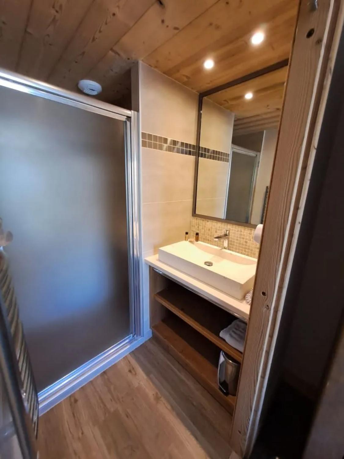 app4traversant-6p-source-arc-12-1063707