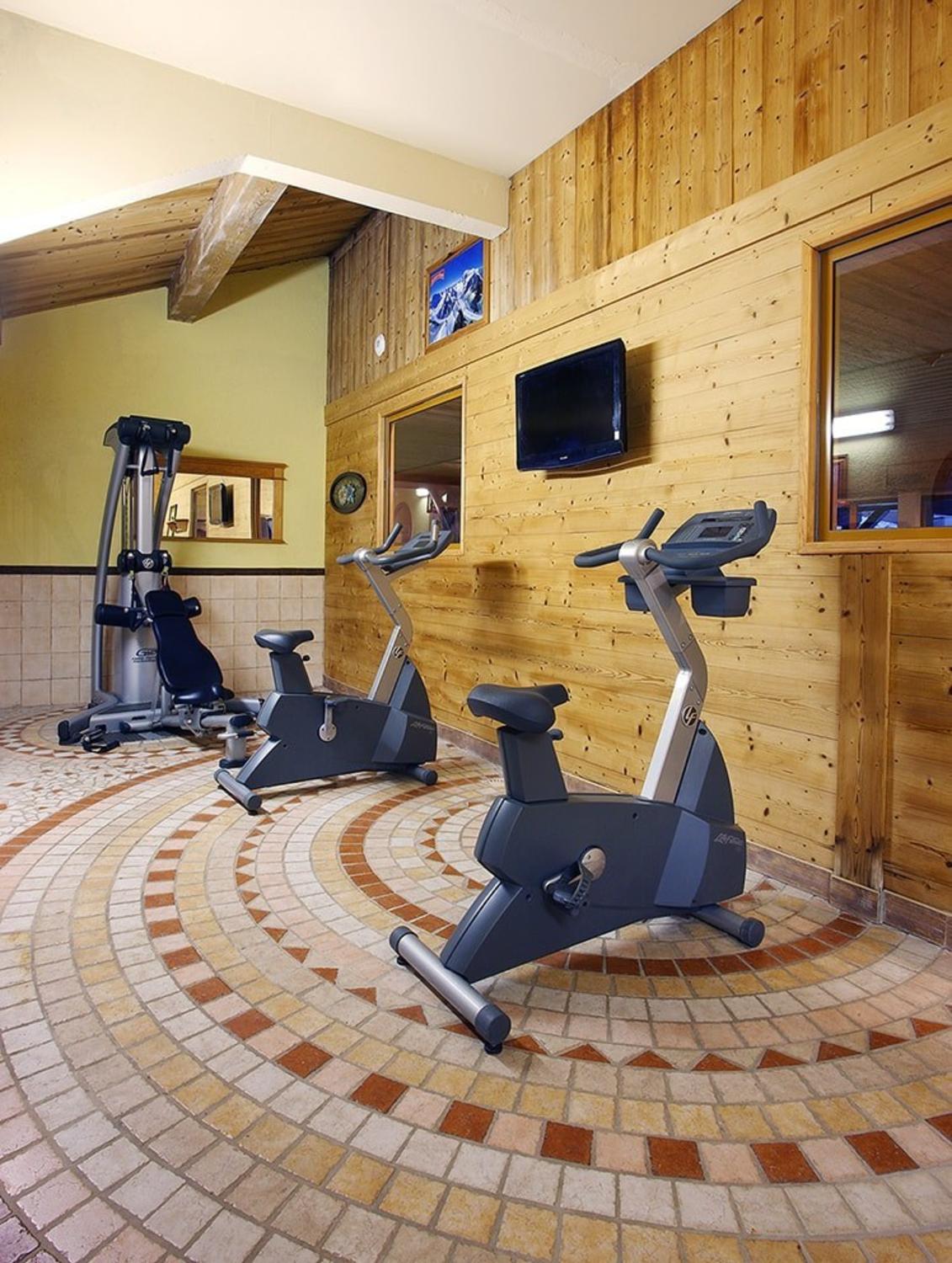arolles-les-arcs-fitness-area-381-1449339