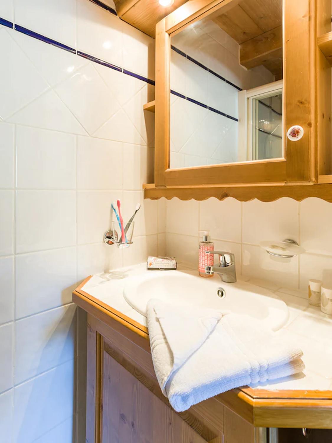 avp001-les-alpages-de-chantel-les-arcs-bathroom-1458814