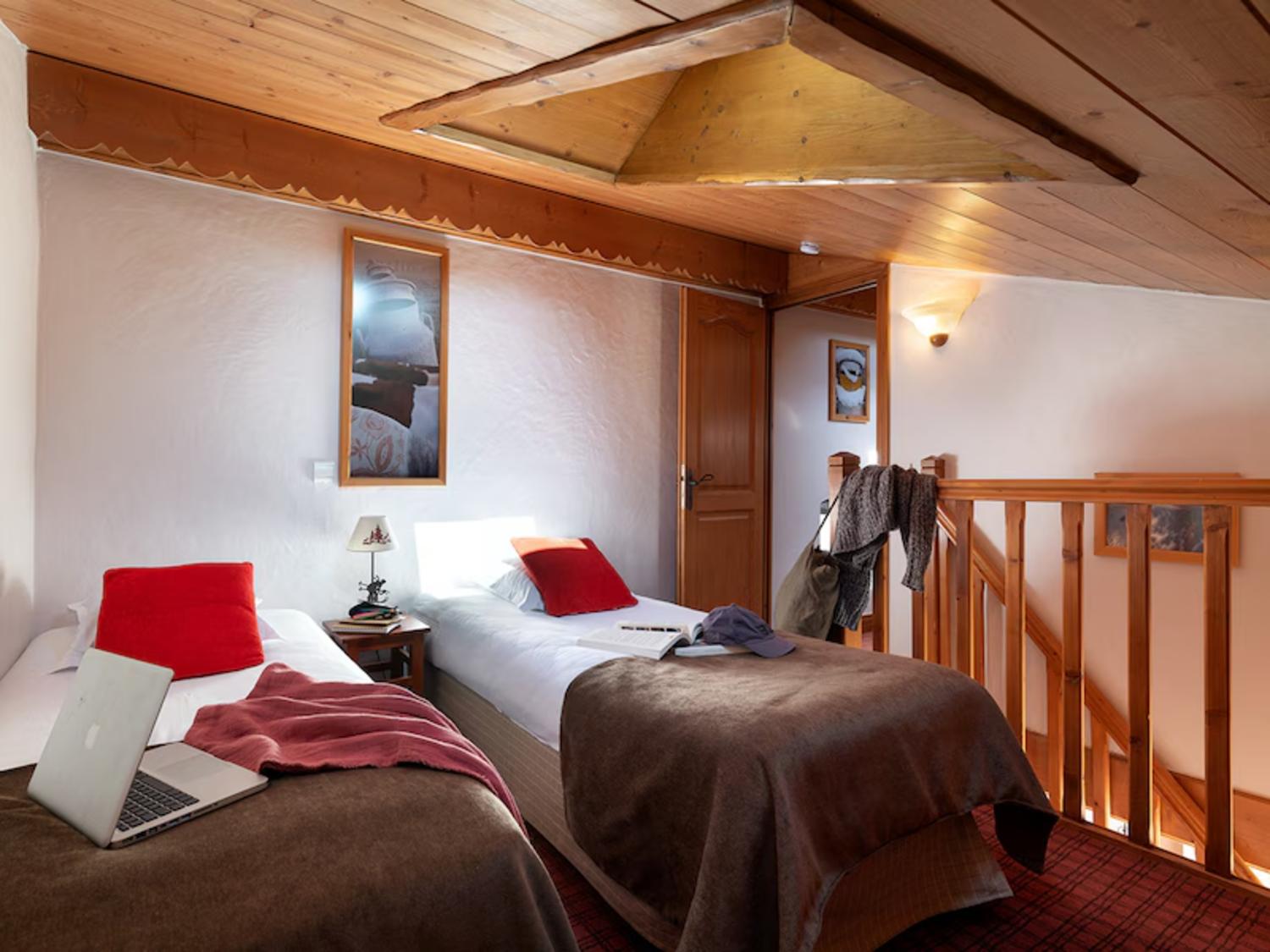 avp002-les-alpages-de-chantel-les-arcs-bedroom-3-1458803