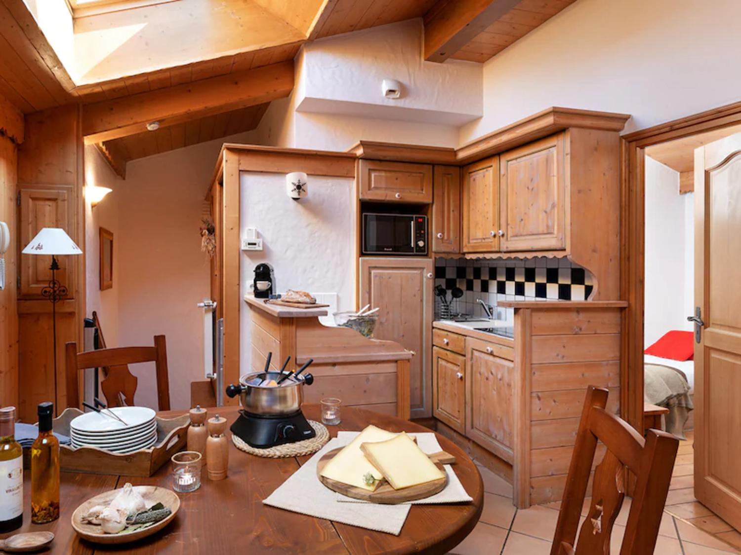 avp005-les-alpages-de-chantel-les-arcs-kitchen-1458799