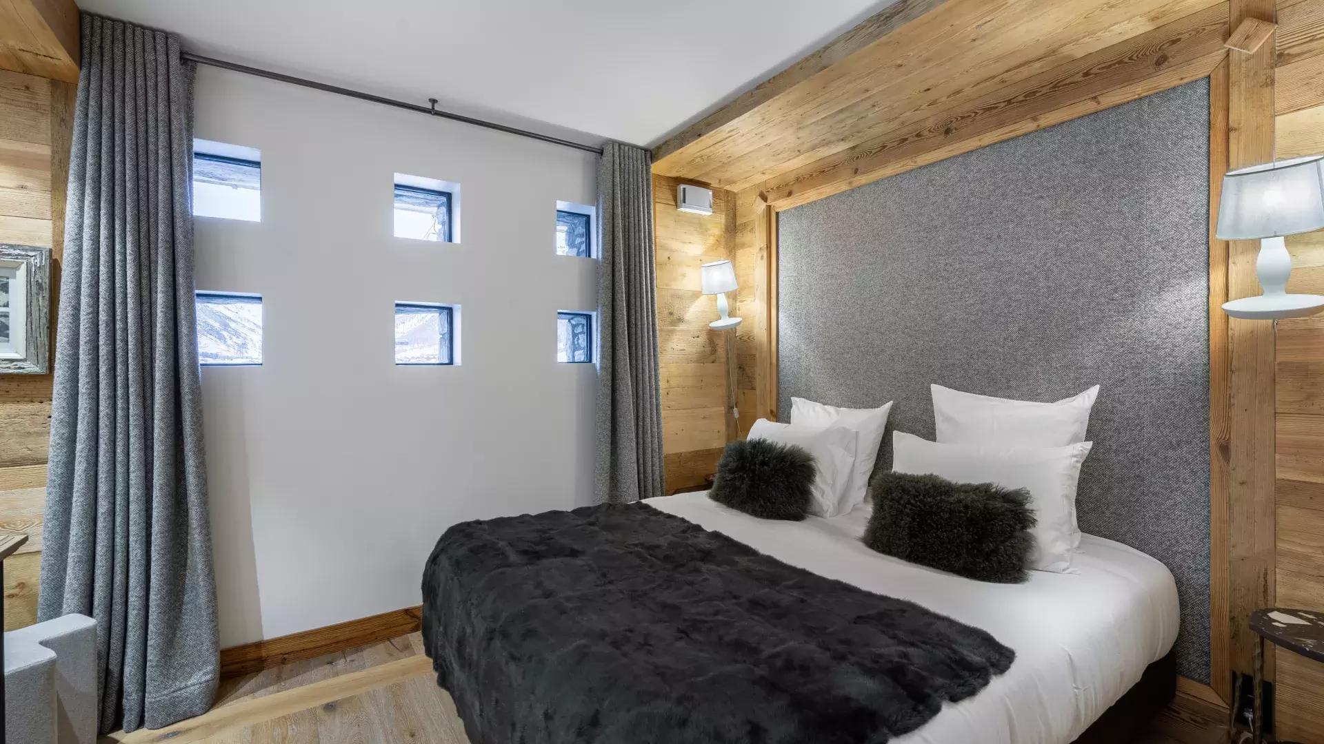 best-view-location-chalets-covarel-val-d-ise-re-alpes-france-chambre-5-jpg-1450512