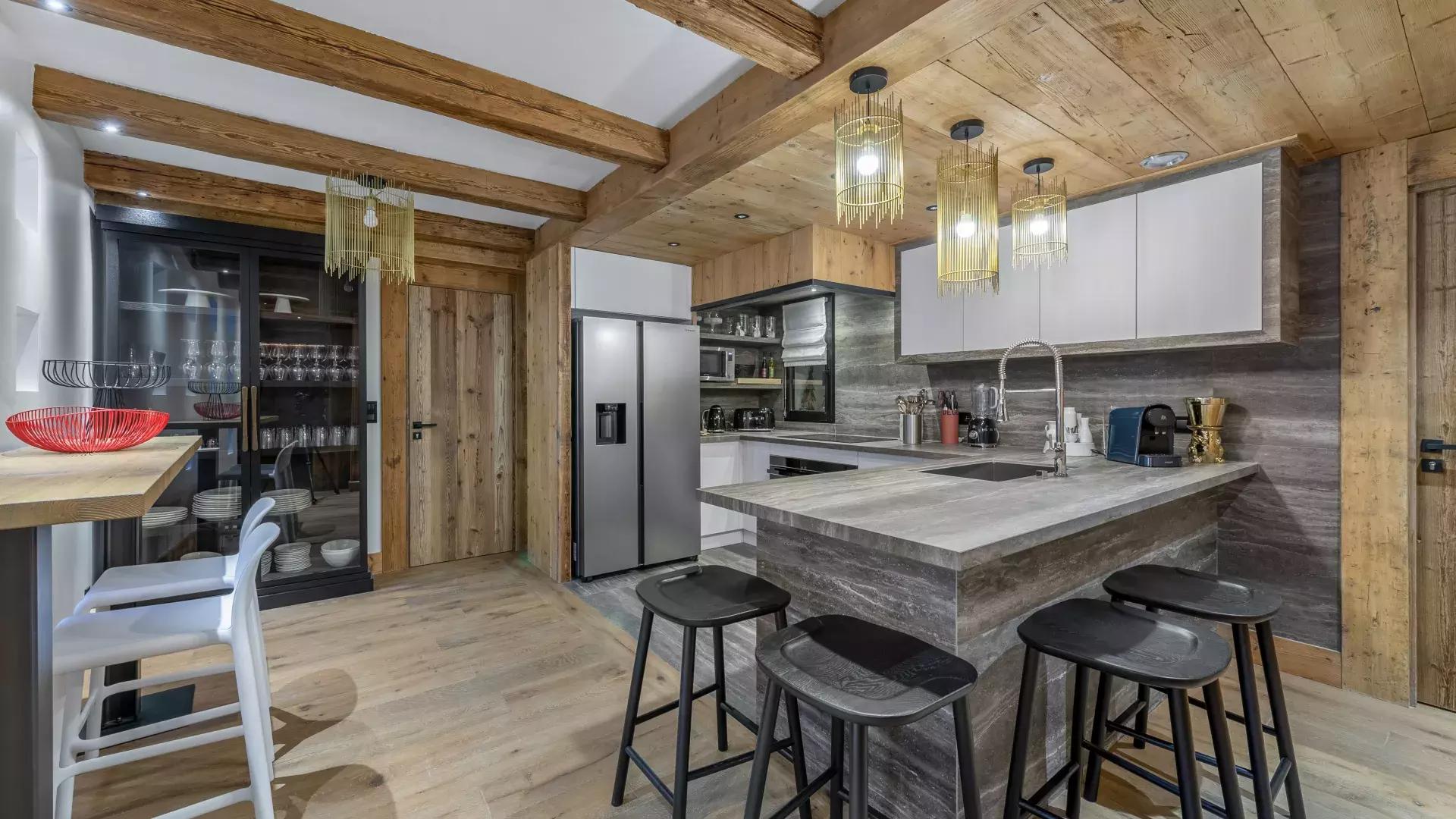 best-view-location-chalets-covarel-val-d-ise-re-alpes-france-cuisine-0-jpg-1450499