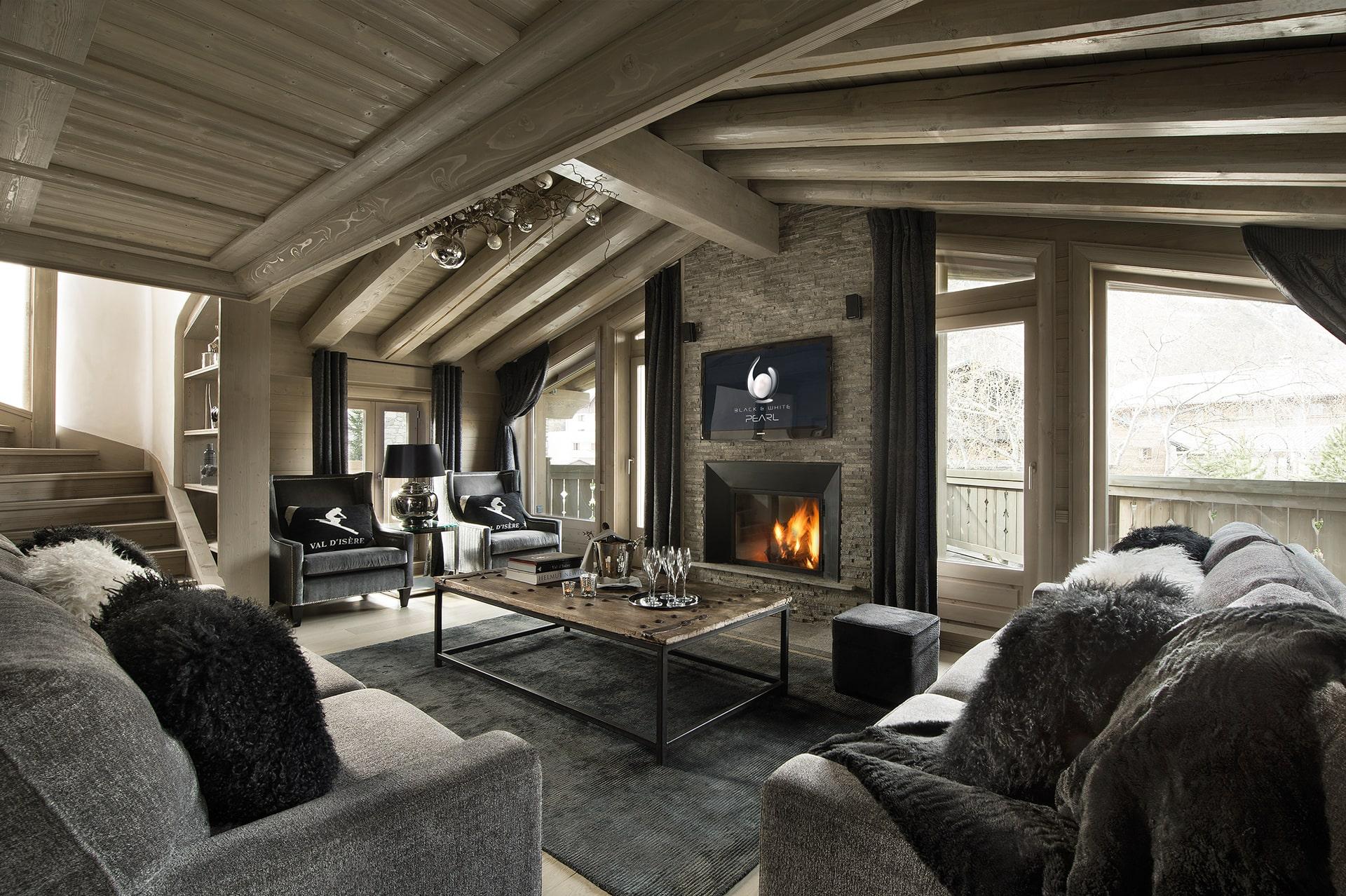 black-pearl-val-d-isere-5-bedroom-chalet-living-room-1452093