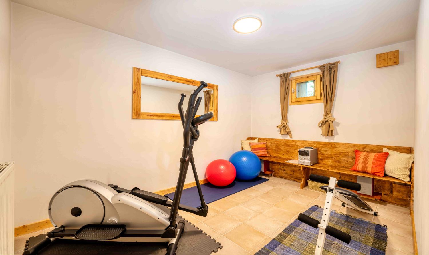 ca1604bb-1465-4725-a029-cad8ffb1521e-1451565