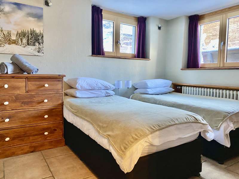 castle-20bedroom-201a-1462010
