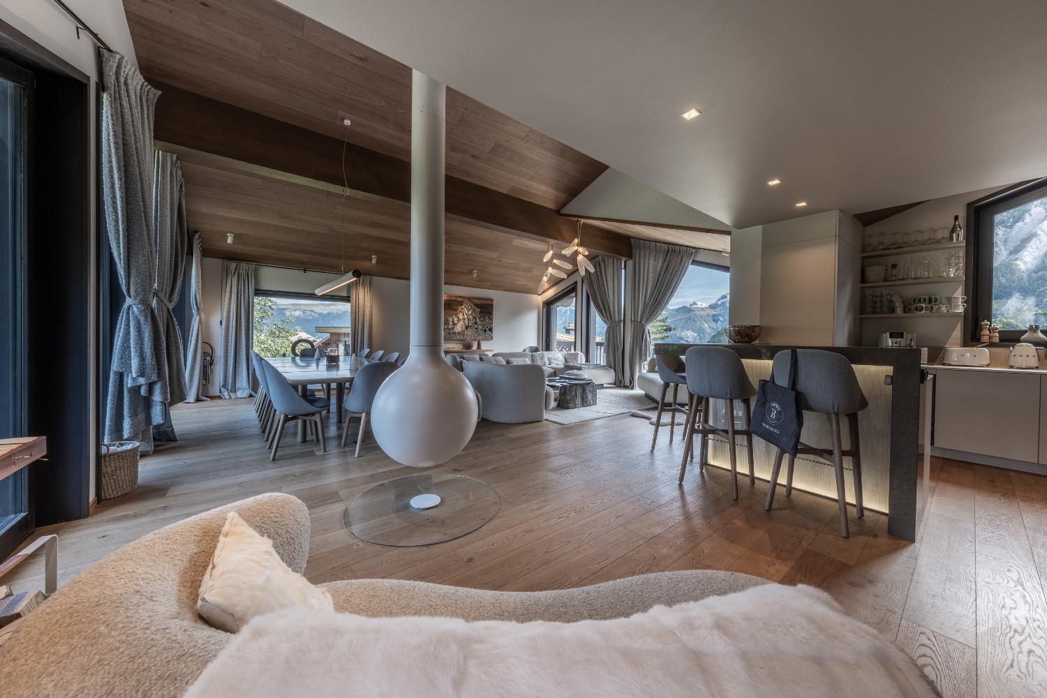 cdc15435-60e0-4107-8ae8-732c97d79978-1451354