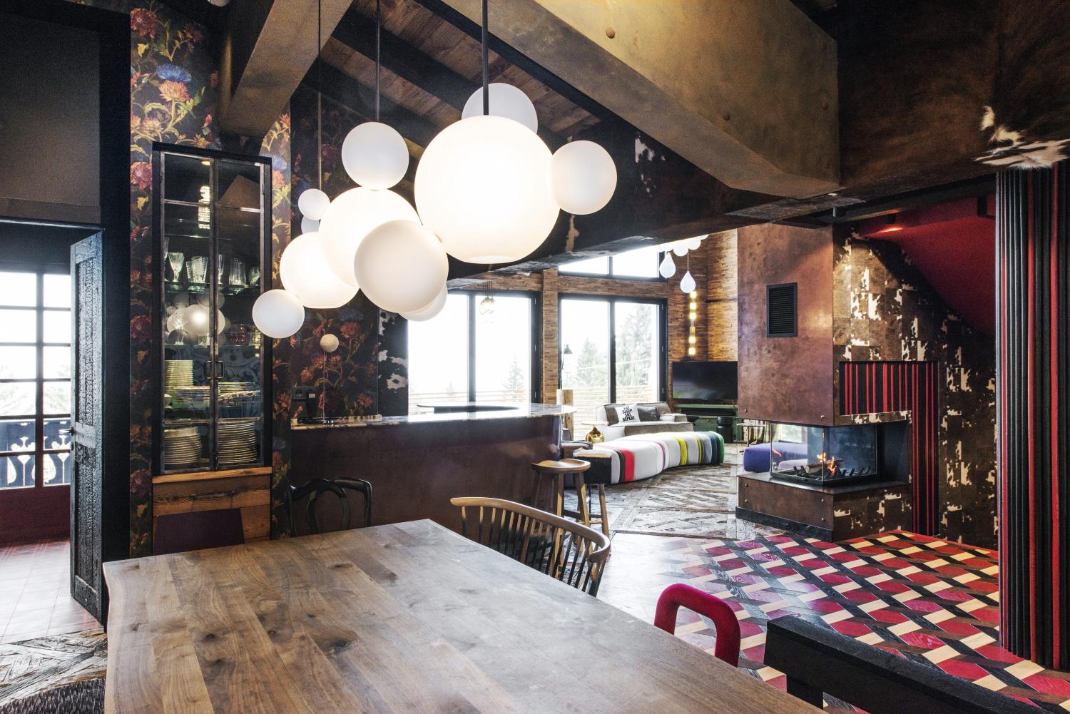 cf135cc4-a810-487f-a332-cc763c644753-1451794