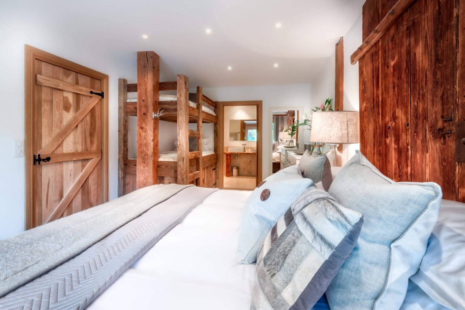 chalet-46-25-1468325