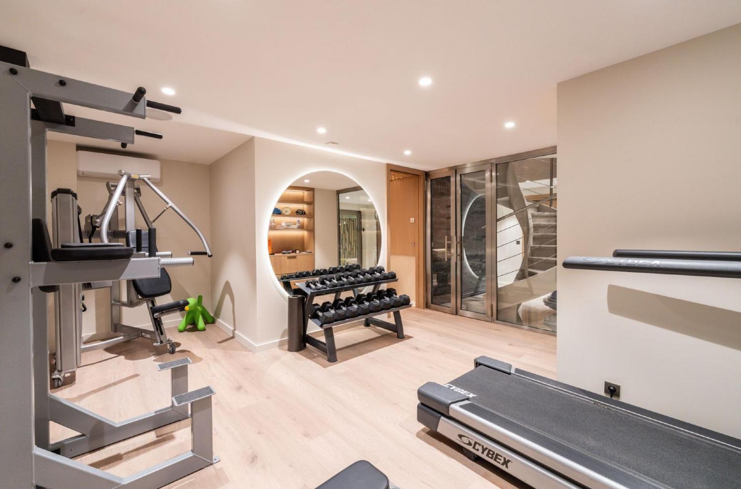 chalet-b-courchevel-1850-fitness-room-1459872