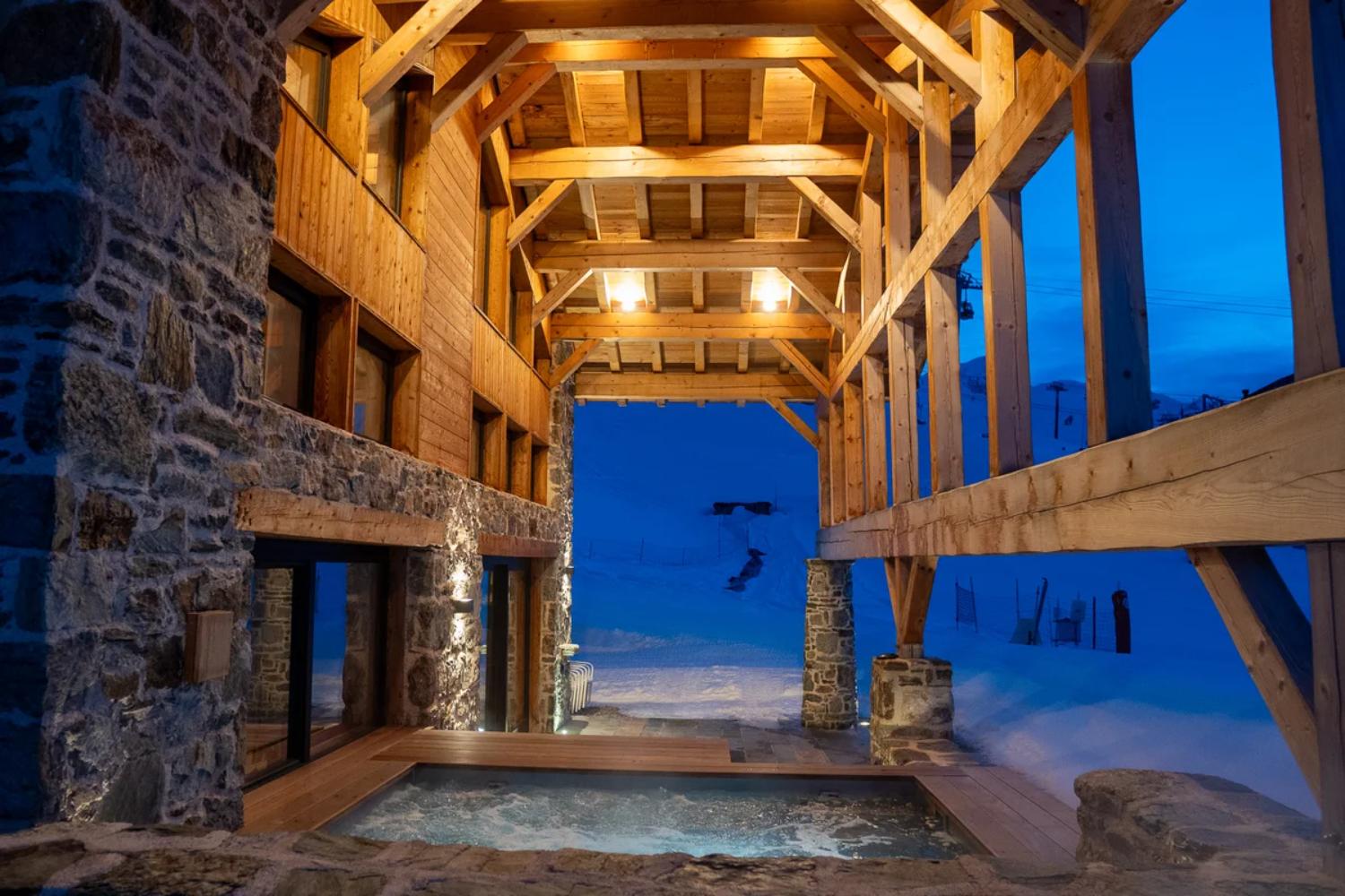 chalet-club-21forty-2-1465626