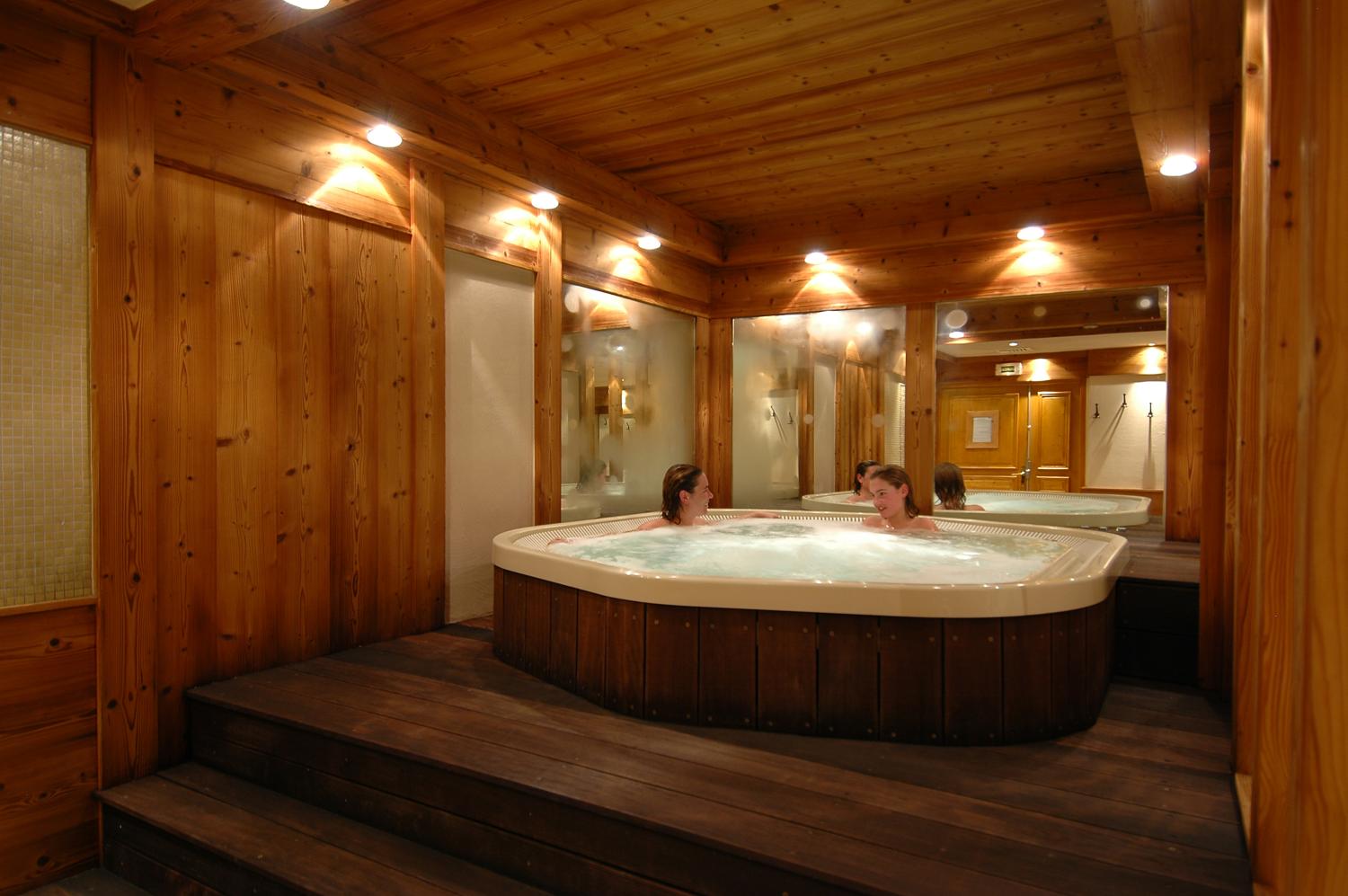 chalet-des-cimes-la-plagne-jacuzzi-2-313439