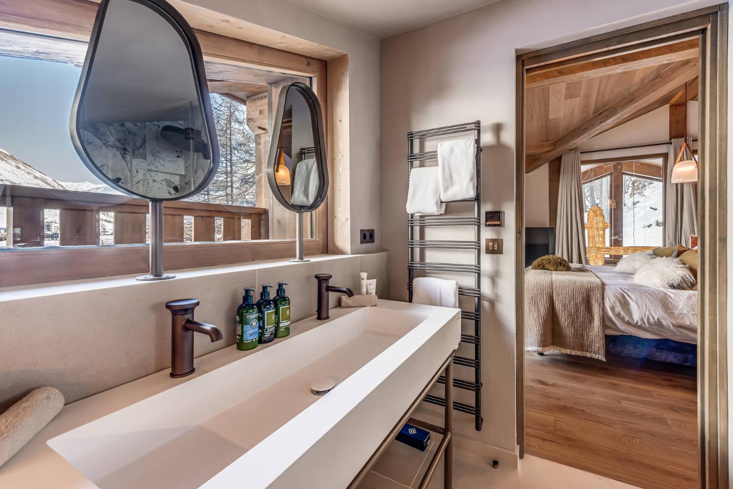 chalet-des-legendes-ref-b13-12-people-5-bedrooms-center-west-val-d-is-re-8-1464560