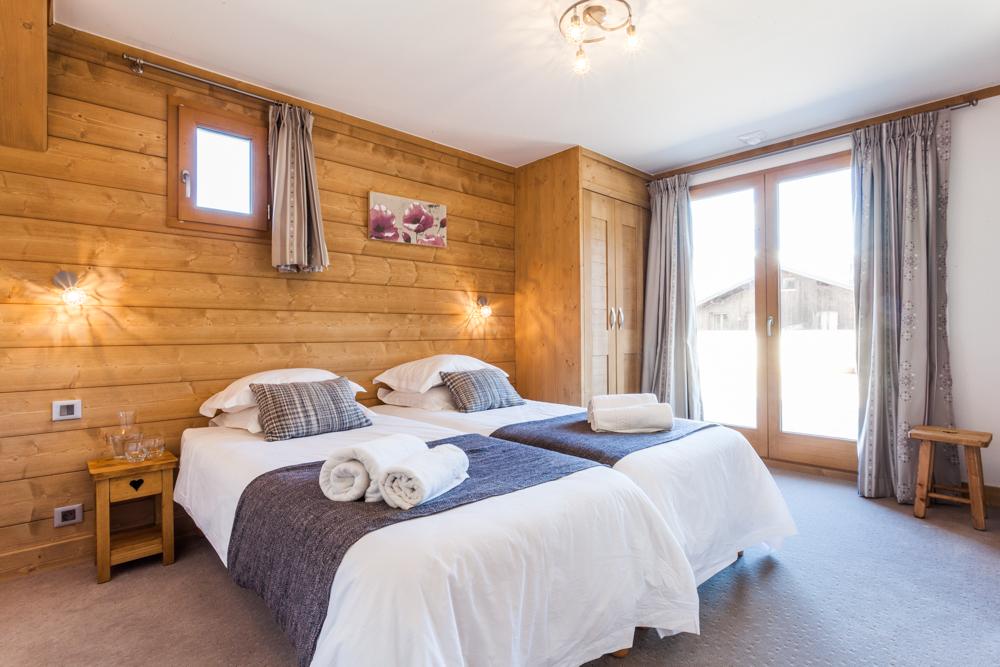 chalet-les-sauges-meribel-bedroom-3-1453135