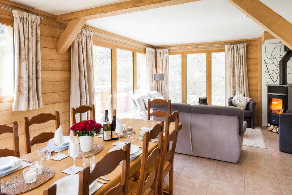 chalet-les-sauges-meribel-living-room-1453140