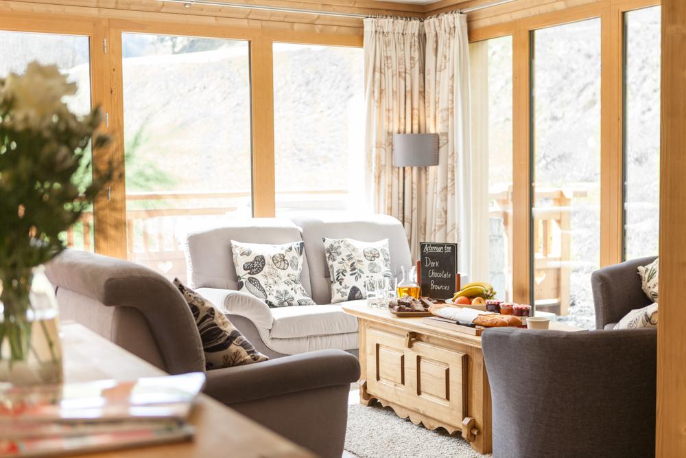 chalet-les-sauges-meribel-living-room-2-1453138