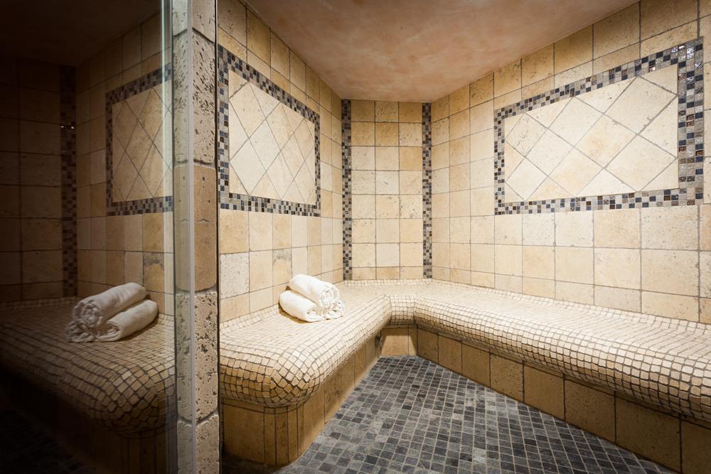 chalet-les-sauges-meribel-massage-room-1453143