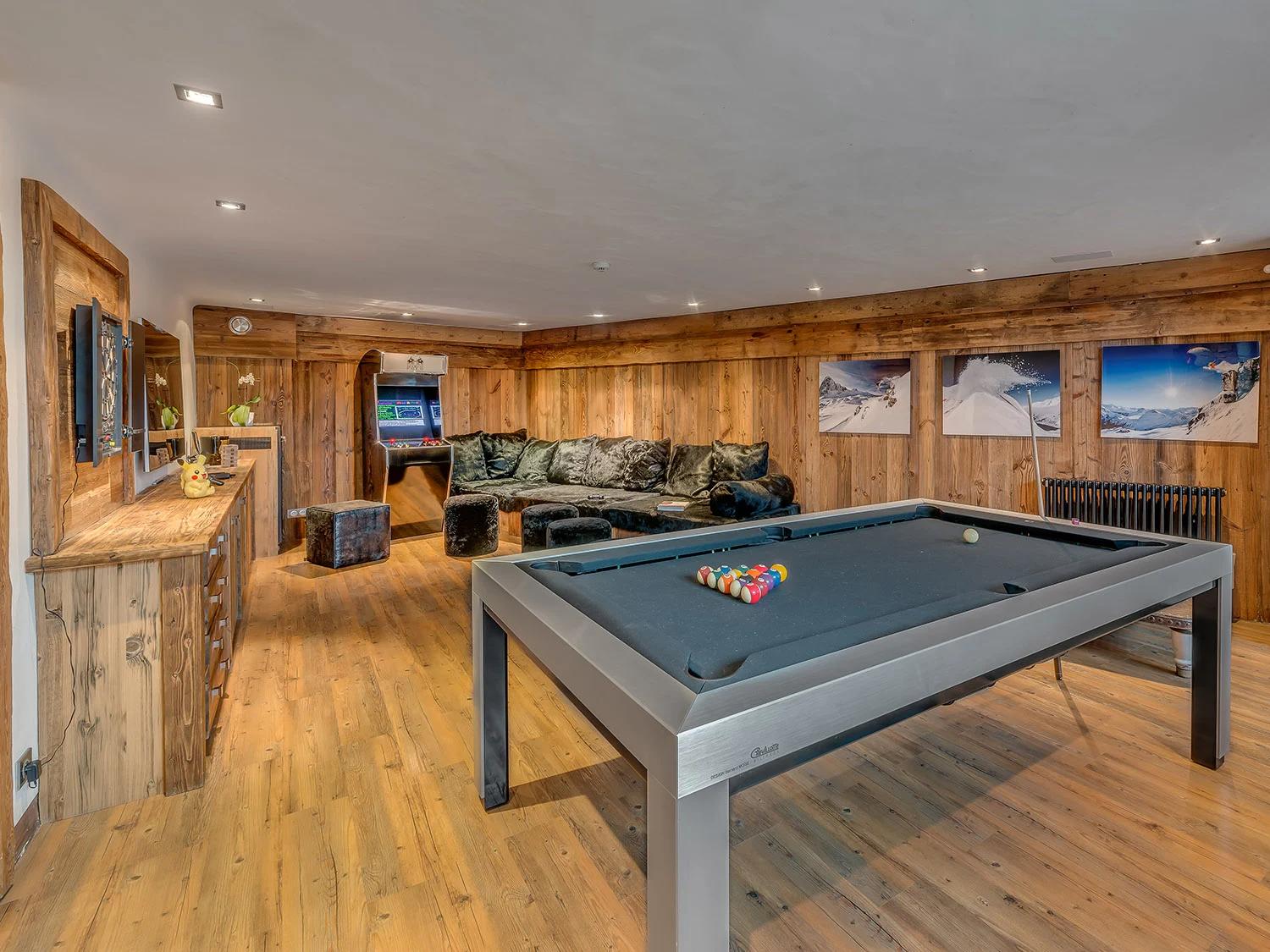 chalet-marco-polo-val-dise-re-consensio-games-room-1466082