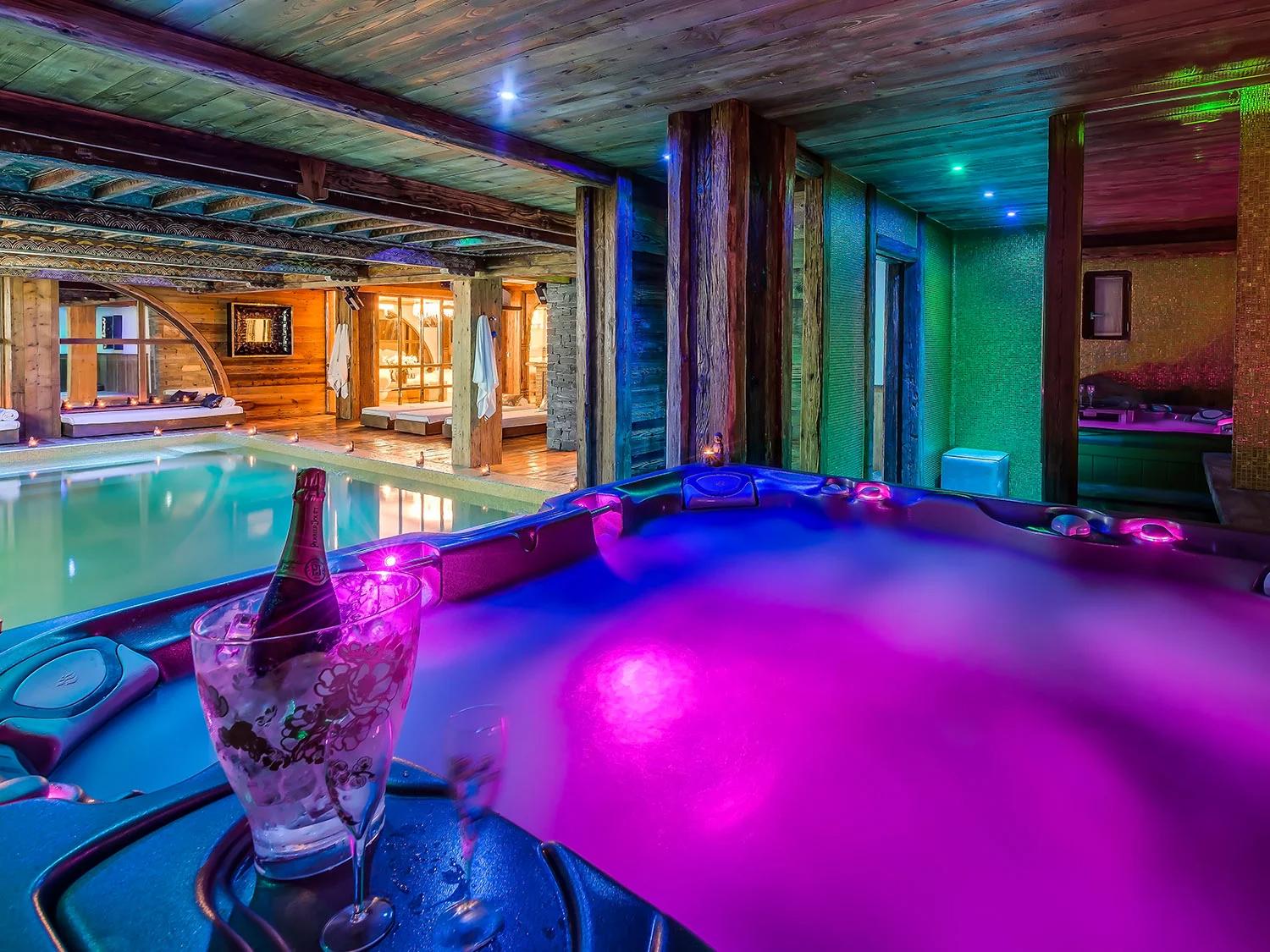 chalet-marco-polo-val-dise-re-consensio-hot-tub-1466085