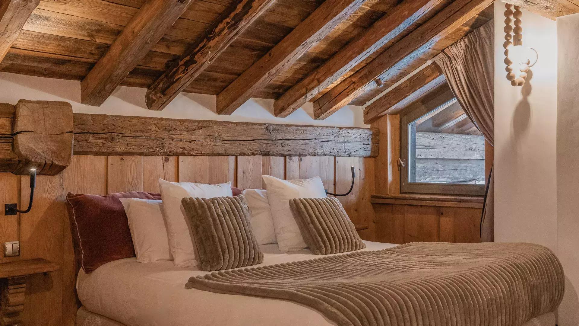 chalet-mathilda-chalets-covarel-val-d-ise-re-alpes-france-chambre6-jpg-1450670