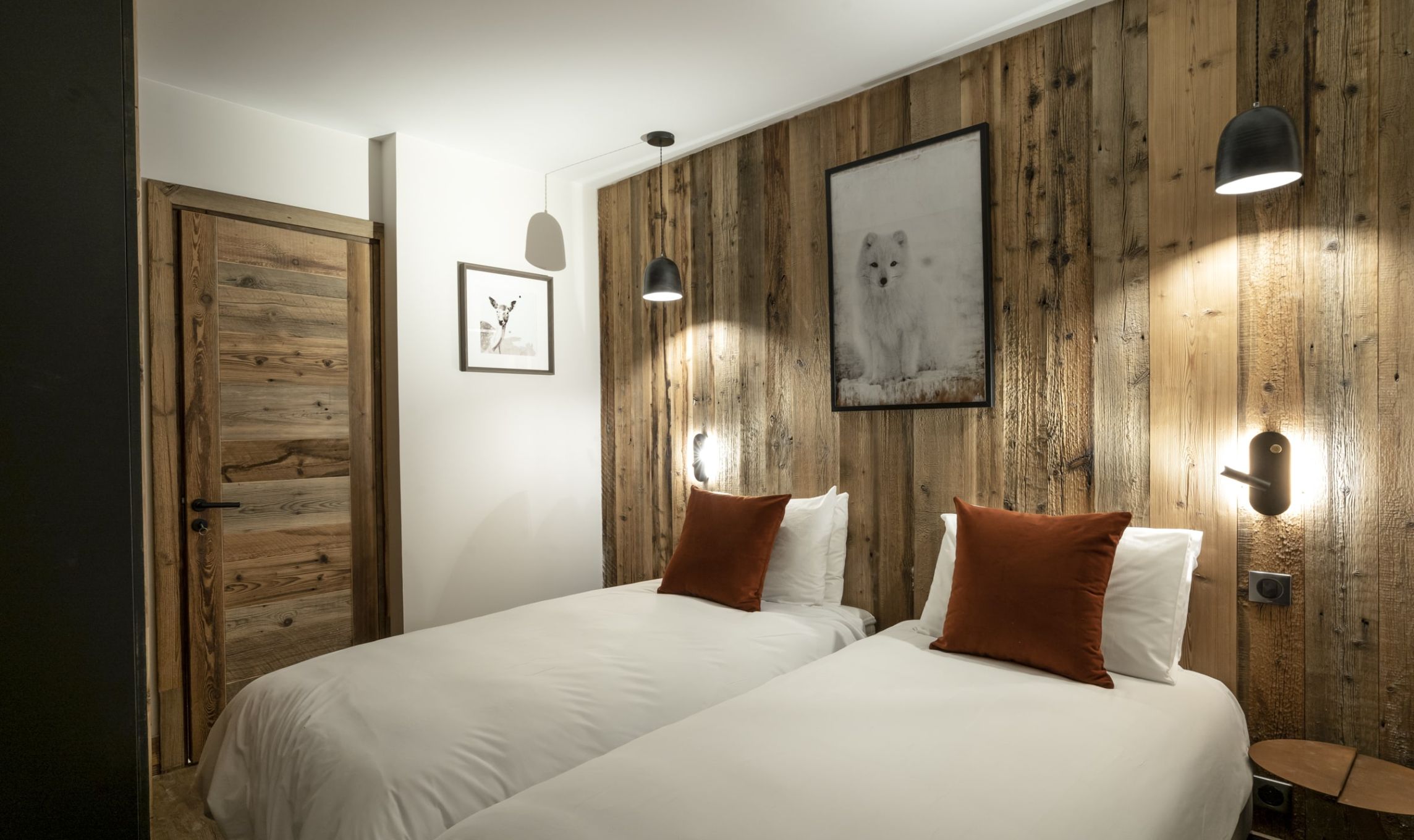 chalet-panda-lodge-meribel-bedroom-2-1453056