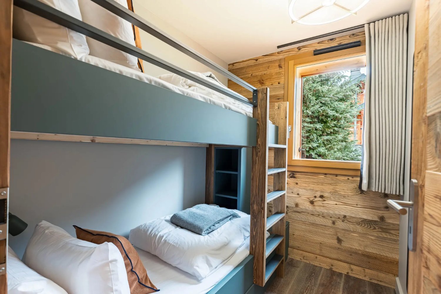chalet-pegasus-28-1466582