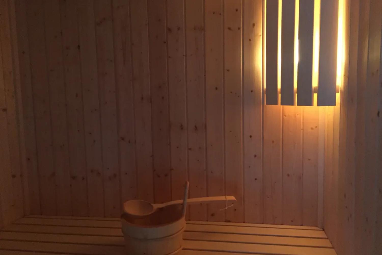 chalet-tawny-13-1463205