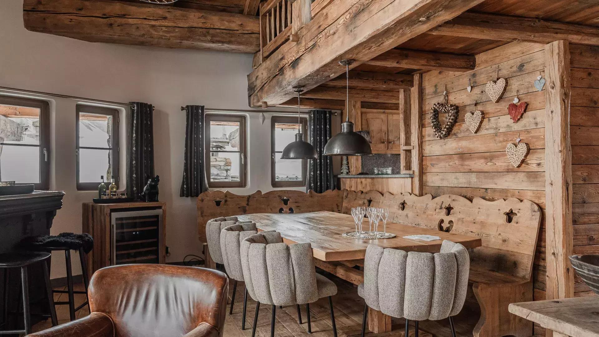 chalet-val-d-isere-lievre-blanc-salle-a-manger-2-jpg-1450607