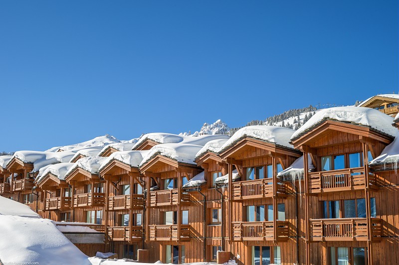 chalets-du-forum-courchevel-exterior-2-1038701