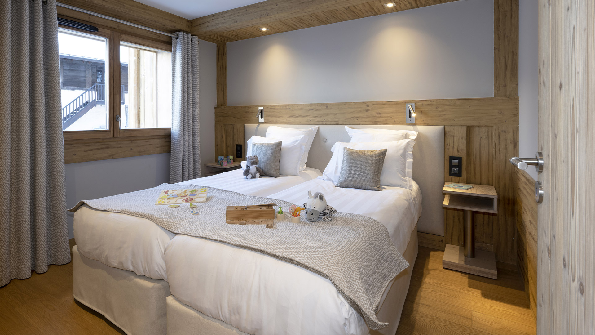 chambre-d-enfant-appartement-residence-chalets-elena-mgm-hotels-residences-19794-140