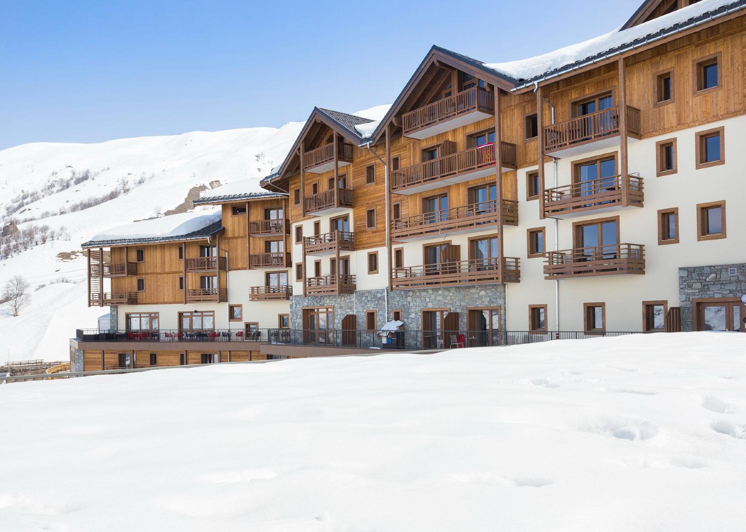 club-le-coeur-des-loges-les-menuires-external-copy-461392