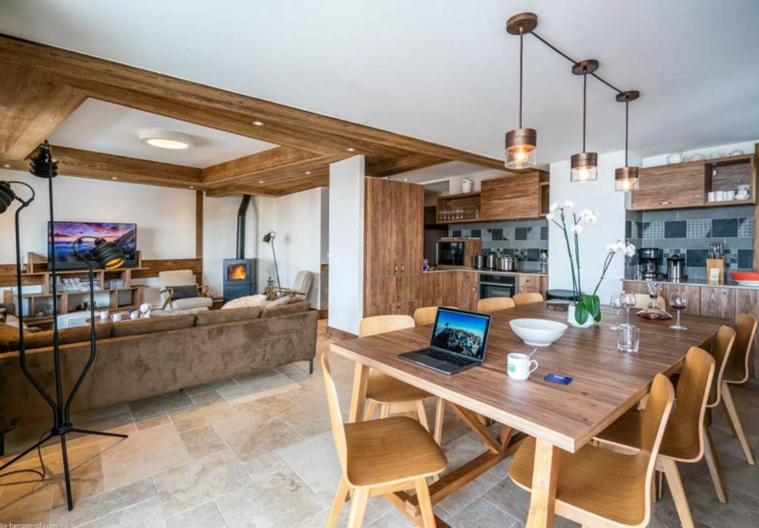 cocoon-8-2-10-personnes-chalets-cocoon-appartement-ski-aux-pieds-luxe-val-thorens-768x534-1463279