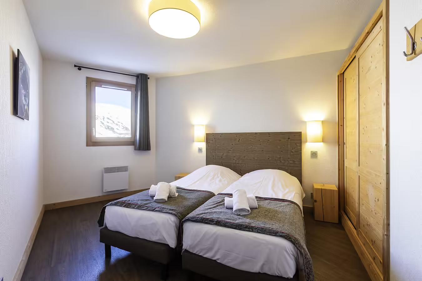 coeur-des-loges-menuires-s63l-twin-461435