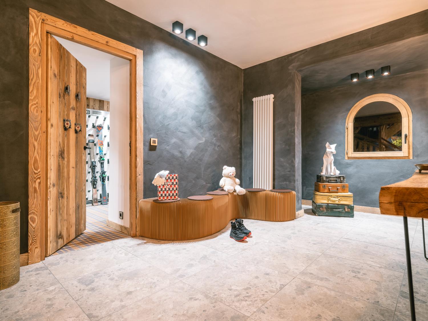 d1a9ac35-d7eb-467b-9d3e-4faa63fc0362-1450817