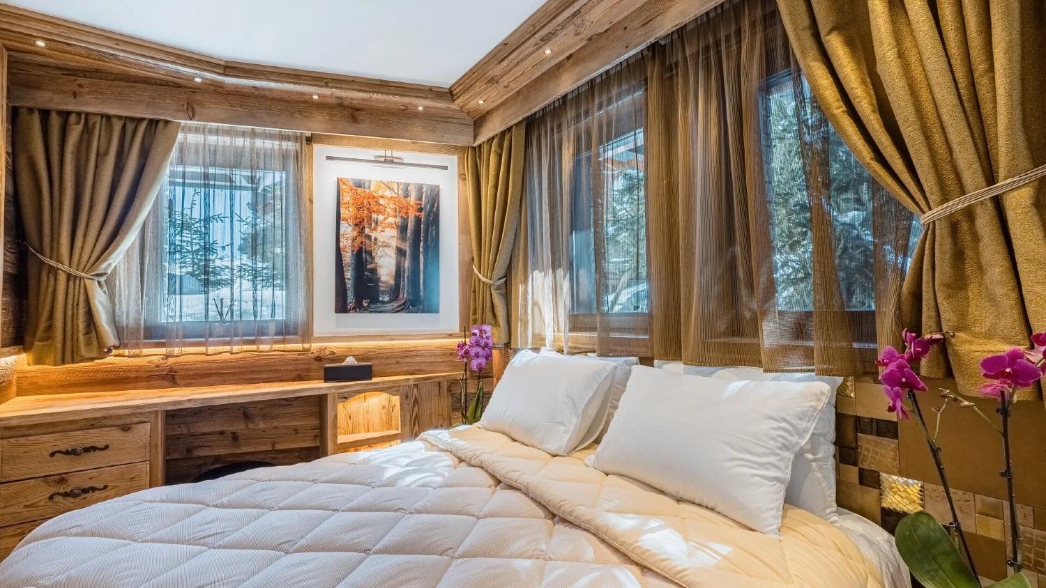 d1ad8a42-0508-43a2-ab9d-11aa45545998-1451380