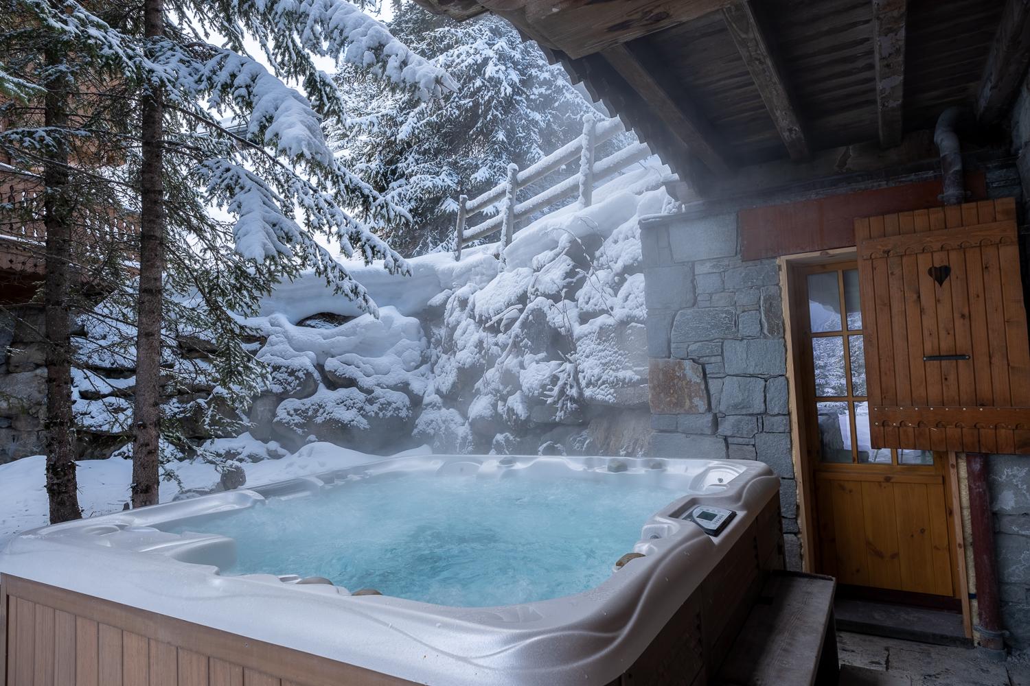 d8ec60a9-4108-44ab-ad75-e591288905ca-1451712