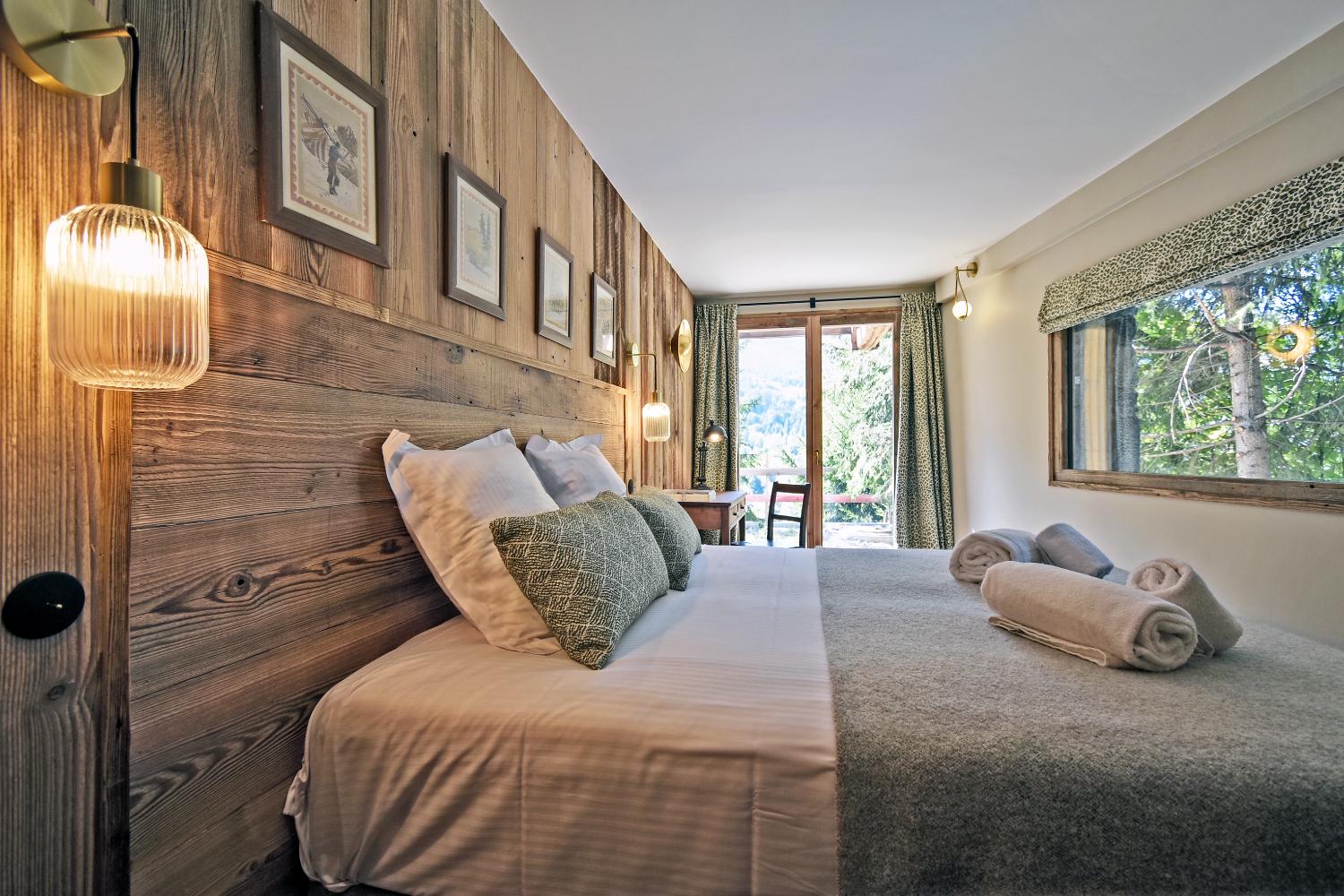 ddc4d767-488a-47db-a73c-555b4f1ed04e-1451011