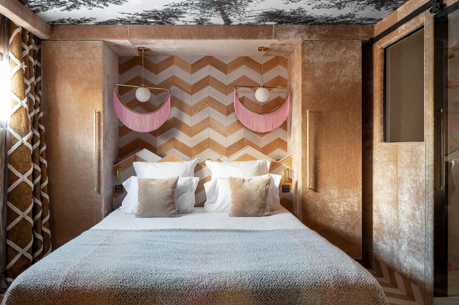 ee2eb0a9-03b1-42a5-a307-ff64c8a34fcd-1451855