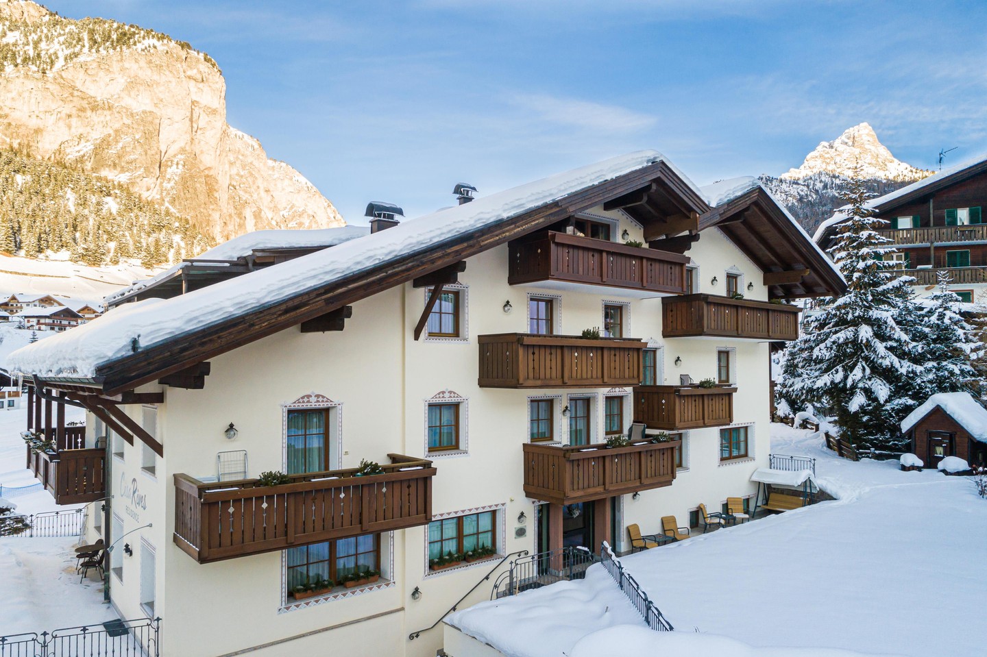 exterior-of-residence-sleva-2-1461155
