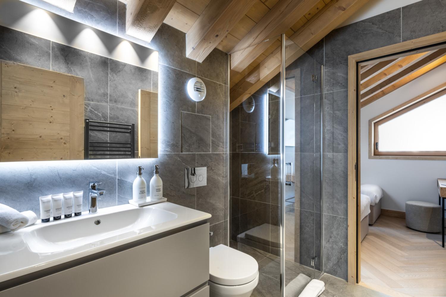 falcon-meribel-philippe-gal-b40-076-753215