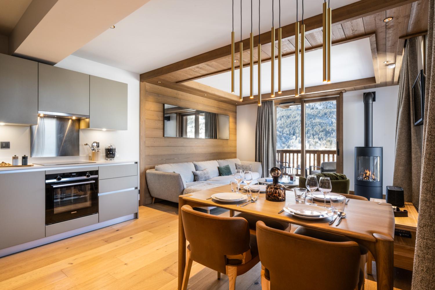 falcon-meribel-philippe-gal-falcon-a10-057-753081