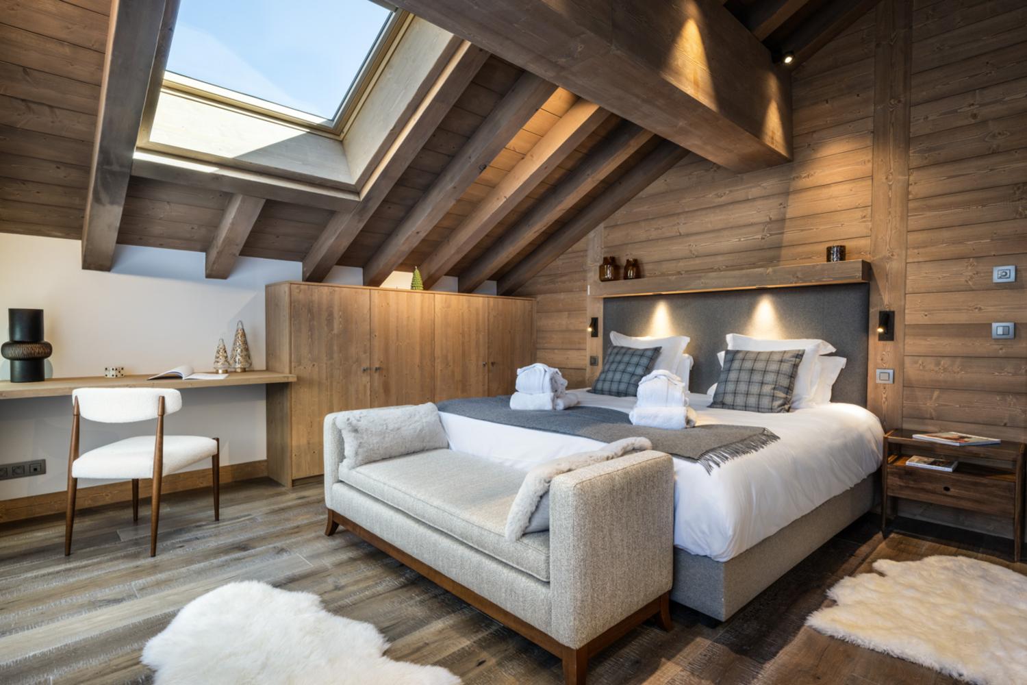 falcon-meribel-philippe-gal-g22-054-753462