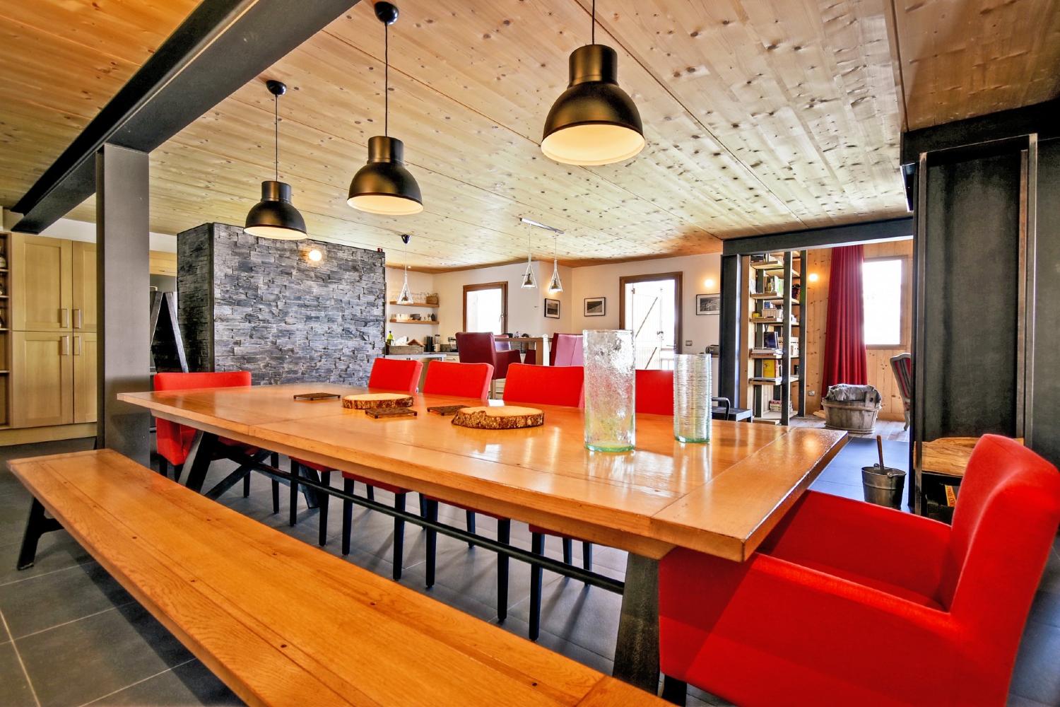 ff132189-faea-4d91-8bd1-0d9e9a3ddd5f-1451120