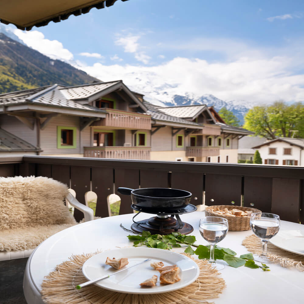 ginabelle-chamonix-balcony-3-1460727