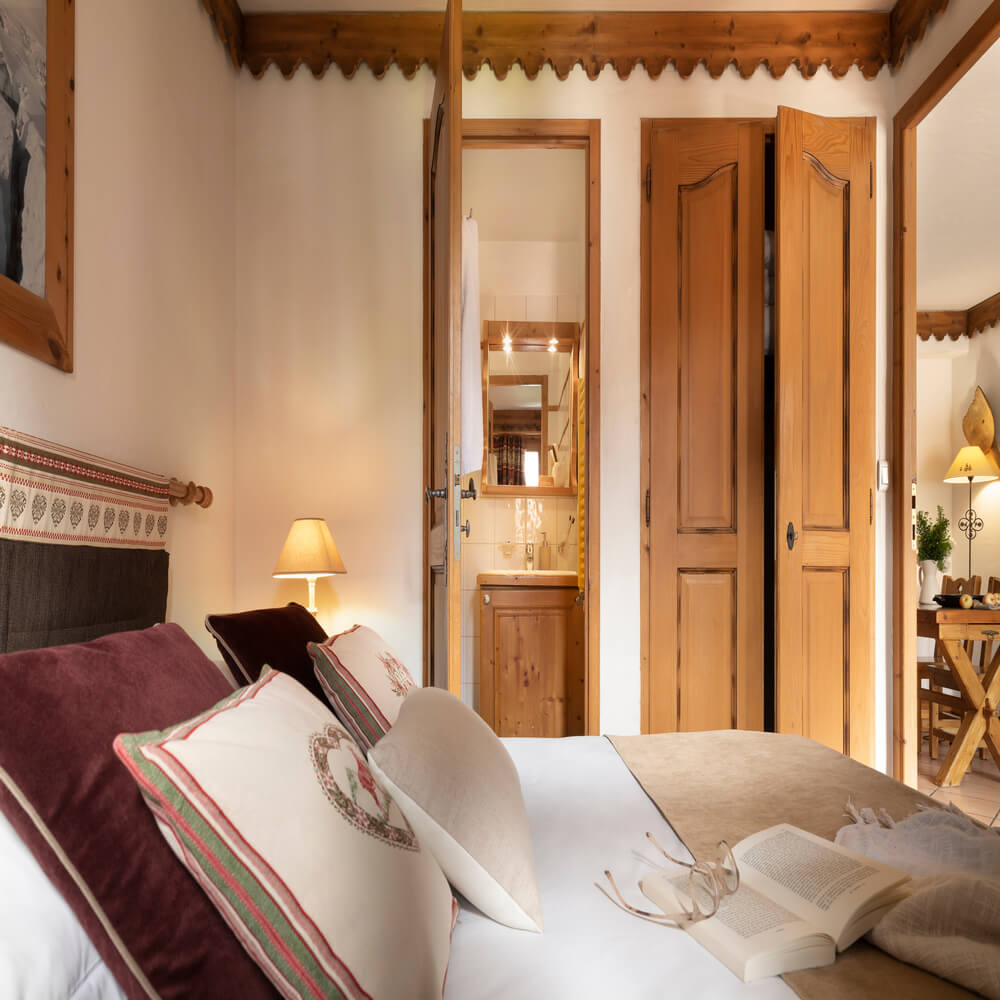 ginabelle-chamonix-bedroom-3-1460732